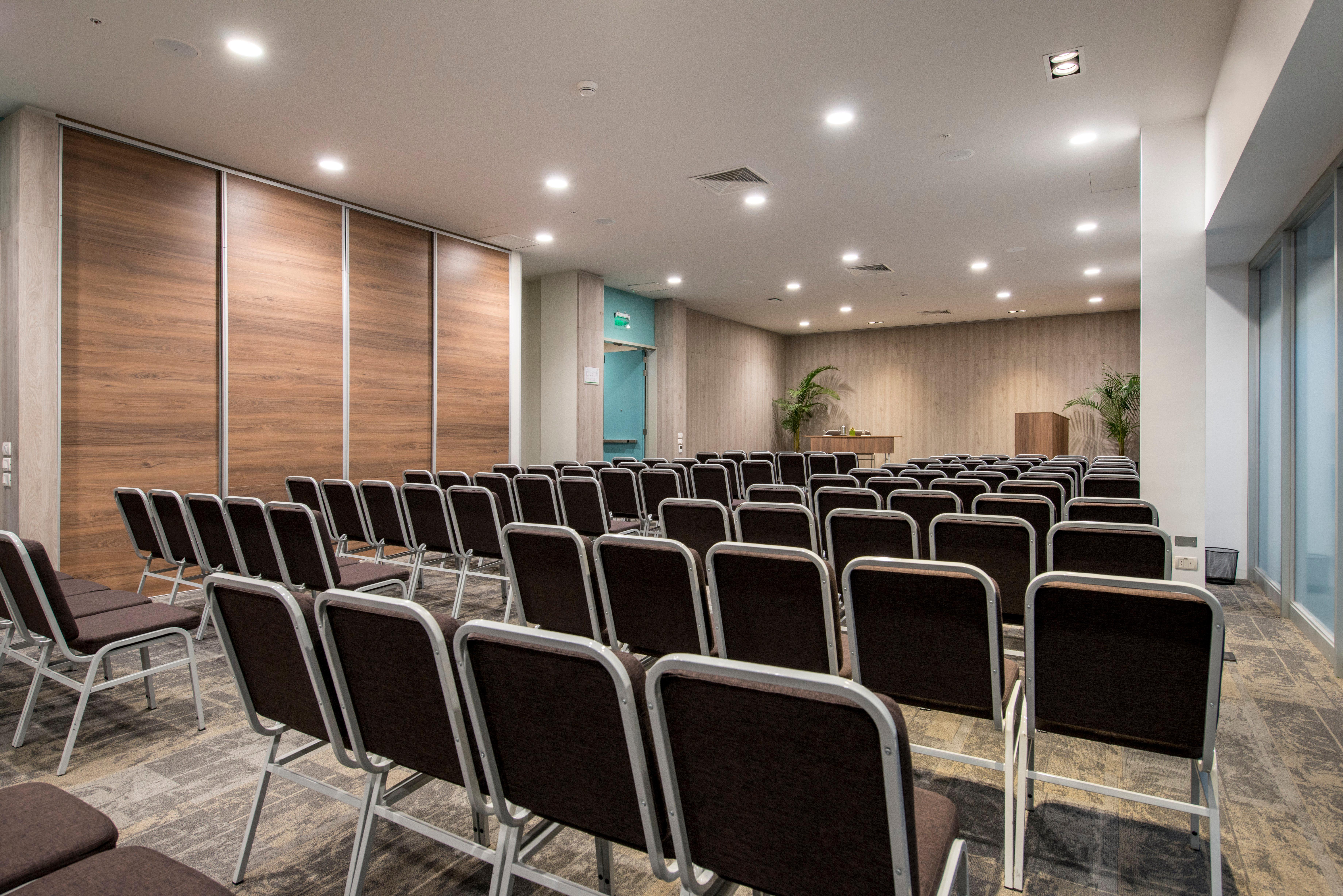 Holiday Inn - Lima Airport By Ihg Exterior foto
